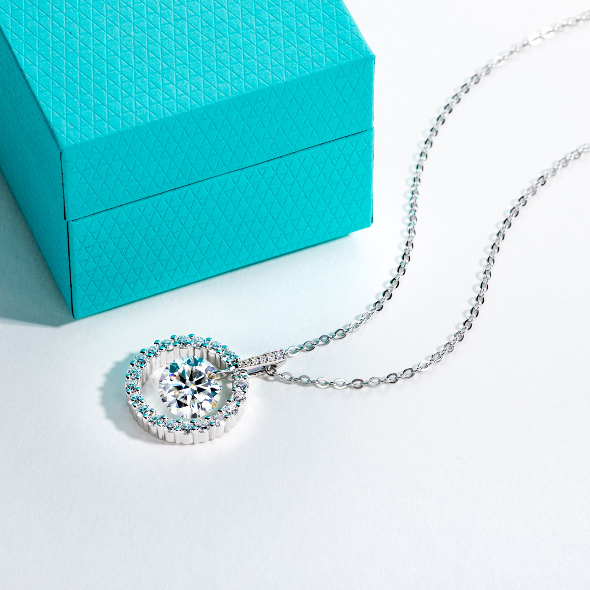 AnuJewel 3ct D Color Moissanit - đánh giá và giá Ansi Chain